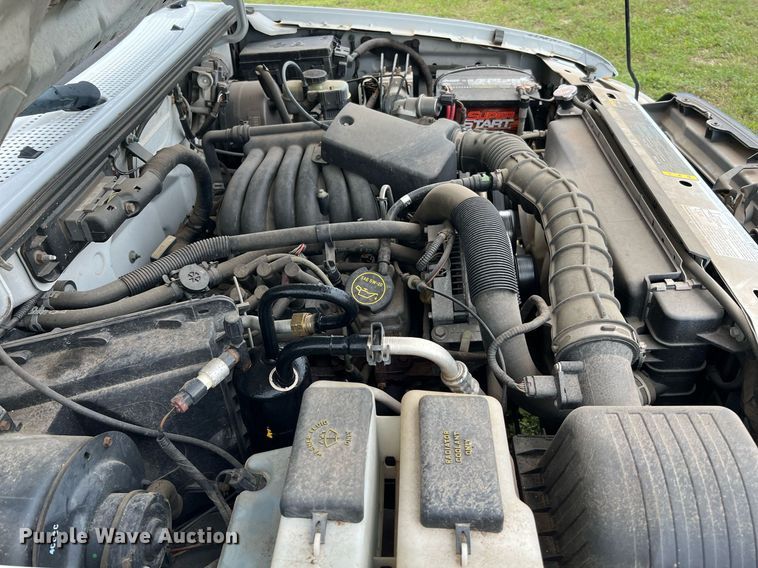 image for item MF9943 2004 Ford Ranger  pickup truck