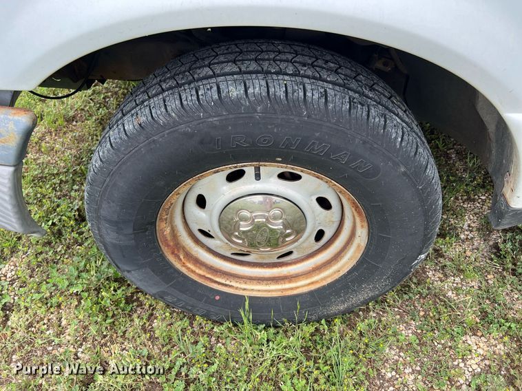 image for item MF9943 2004 Ford Ranger  pickup truck