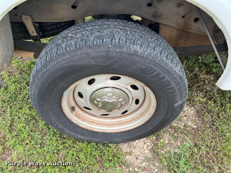 image for item MF9943 2004 Ford Ranger  pickup truck