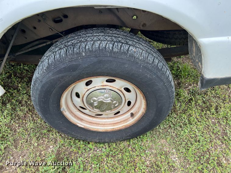 image for item MF9943 2004 Ford Ranger  pickup truck