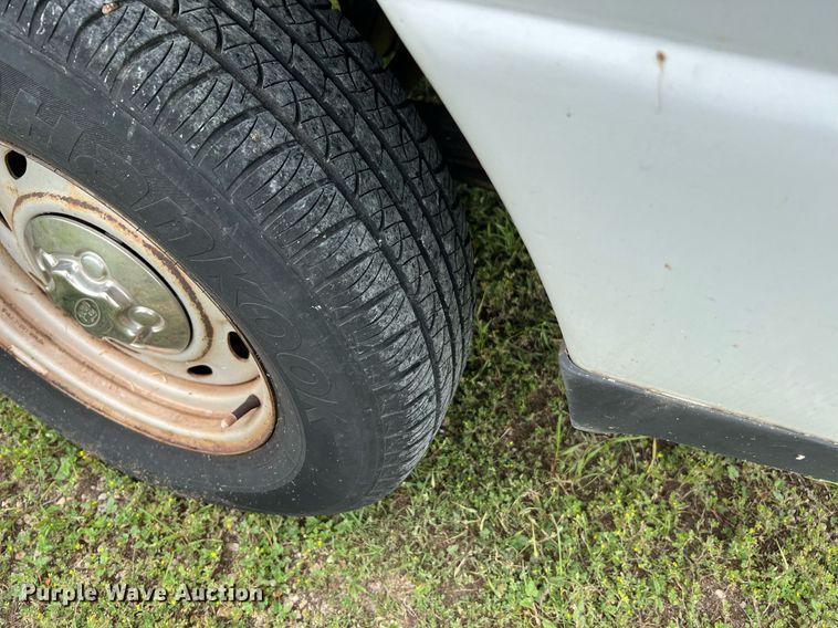 image for item MF9943 2004 Ford Ranger  pickup truck