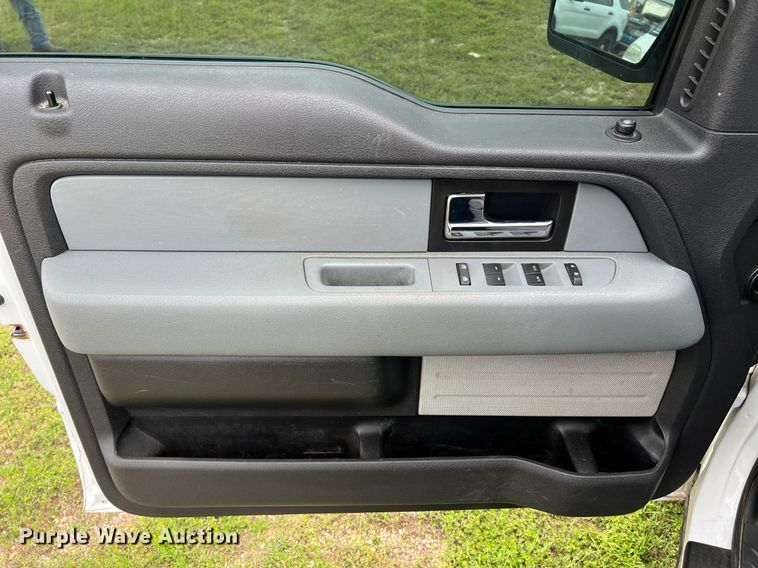 image for item MF9944 2014 Ford F150  SuperCrew pickup truck