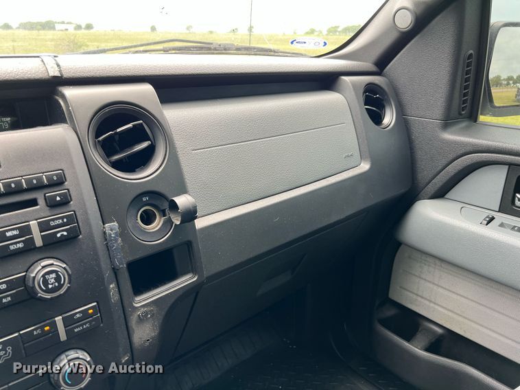 image for item MF9944 2014 Ford F150  SuperCrew pickup truck