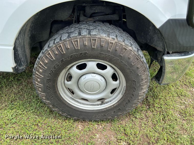 image for item MF9944 2014 Ford F150  SuperCrew pickup truck