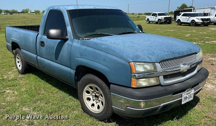 image for item MF9945 2005 Chevrolet Silverado 1500  pickup truck