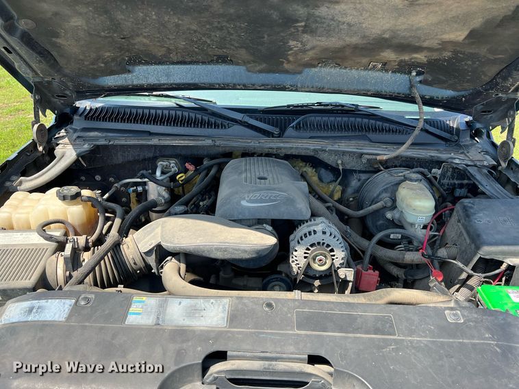 image for item MF9945 2005 Chevrolet Silverado 1500  pickup truck