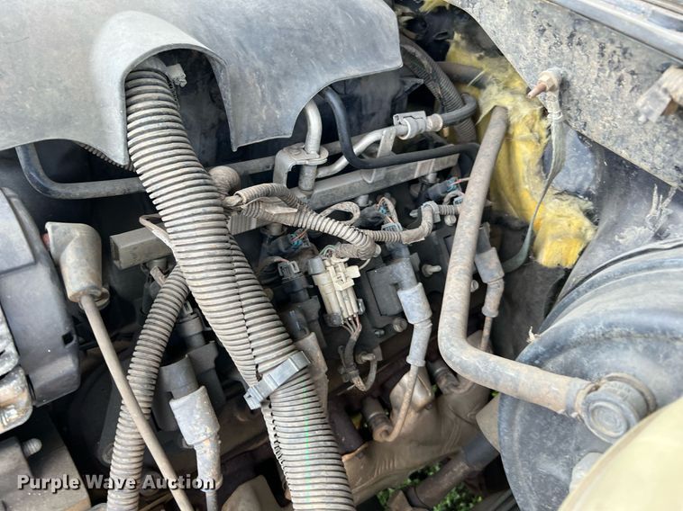 image for item MF9945 2005 Chevrolet Silverado 1500  pickup truck