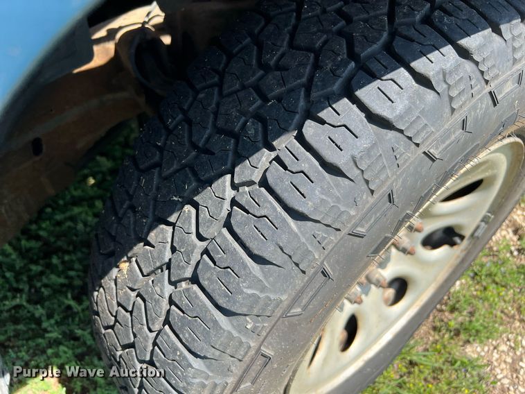 image for item MF9945 2005 Chevrolet Silverado 1500  pickup truck