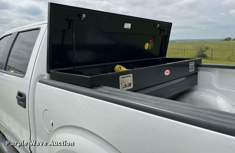 image for item MF9946 2014 Ford F150  SuperCrew pickup truck