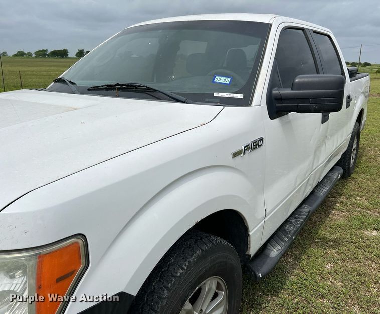 image for item MF9946 2014 Ford F150  SuperCrew pickup truck