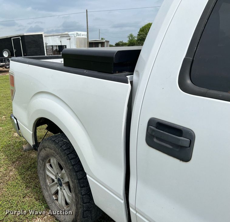 image for item MF9946 2014 Ford F150  SuperCrew pickup truck