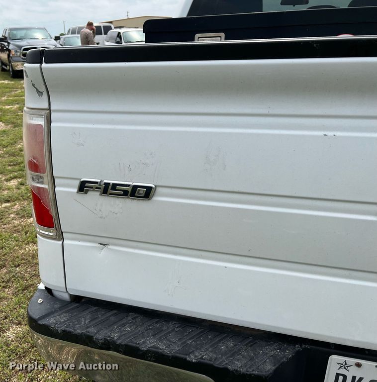 image for item MF9946 2014 Ford F150  SuperCrew pickup truck