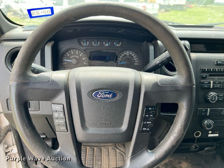 image for item MF9946 2014 Ford F150  SuperCrew pickup truck