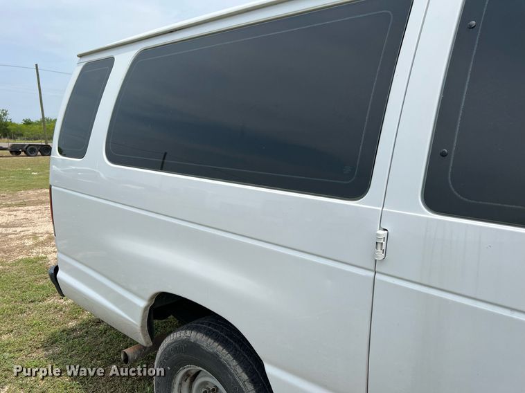 image for item MF9947 2009 Ford E350  van