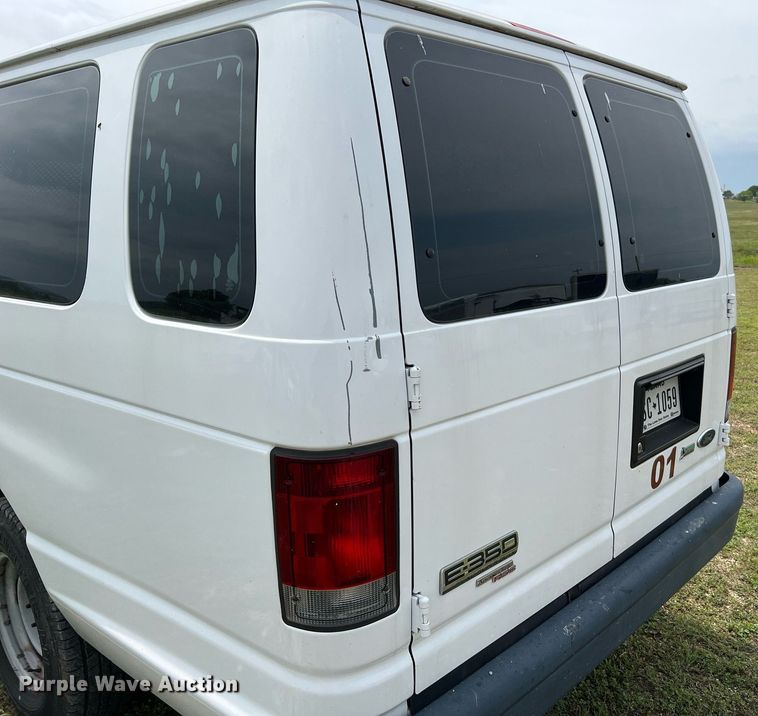 image for item MF9947 2009 Ford E350  van