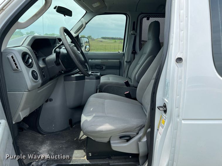 image for item MF9947 2009 Ford E350  van