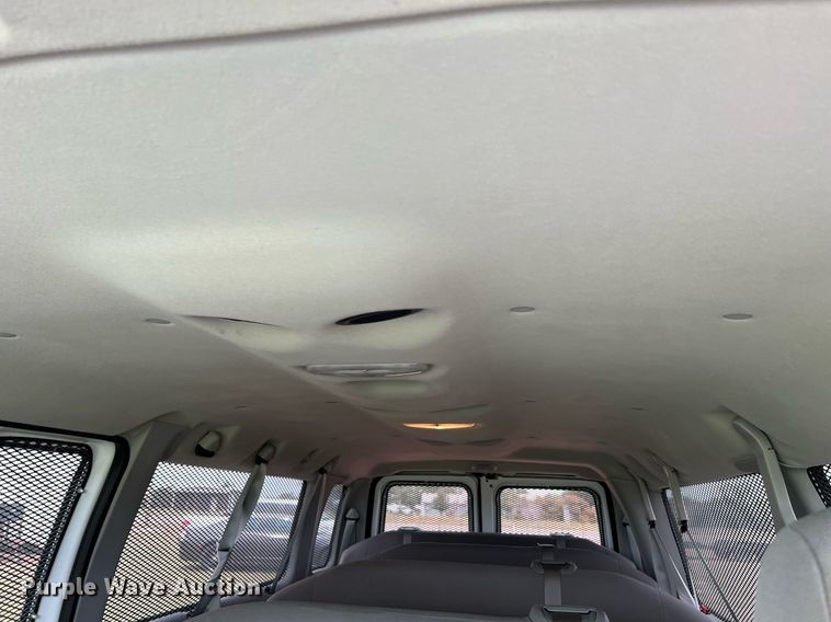 image for item MF9947 2009 Ford E350  van