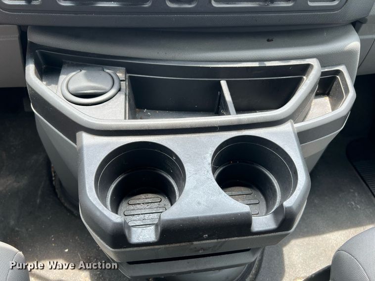 image for item MF9947 2009 Ford E350  van