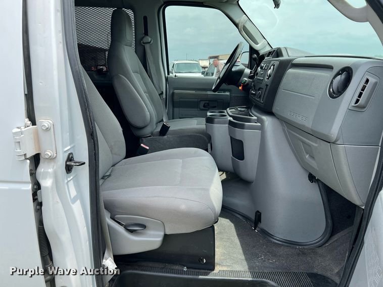 image for item MF9947 2009 Ford E350  van