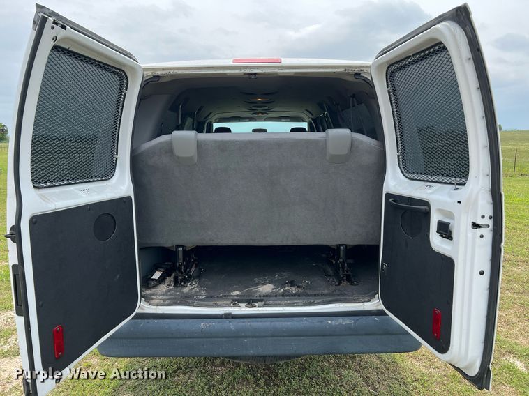 image for item MF9947 2009 Ford E350  van