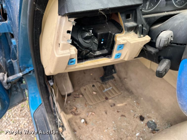 image for item MF9948 2006 BMW 330i