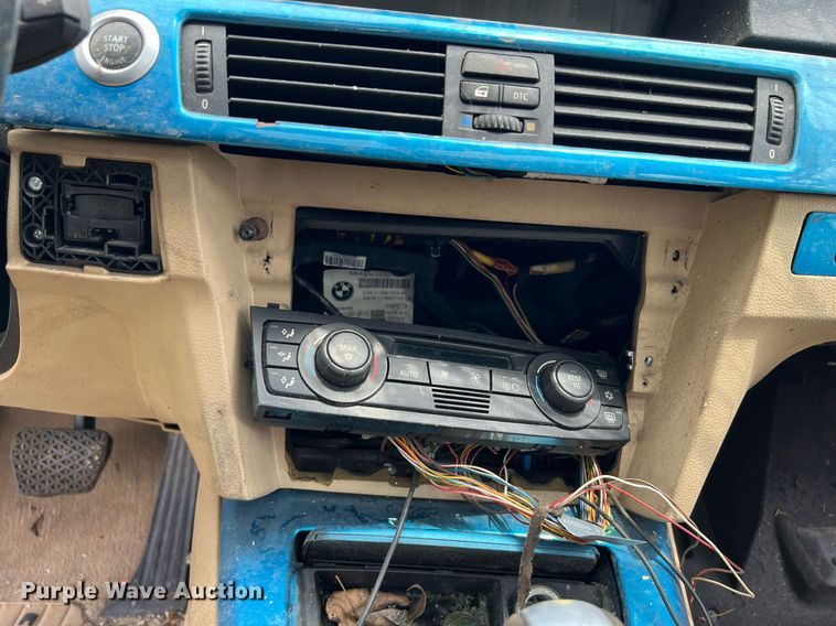 image for item MF9948 2006 BMW 330i