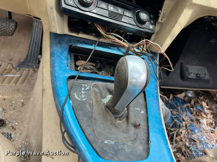 image for item MF9948 2006 BMW 330i