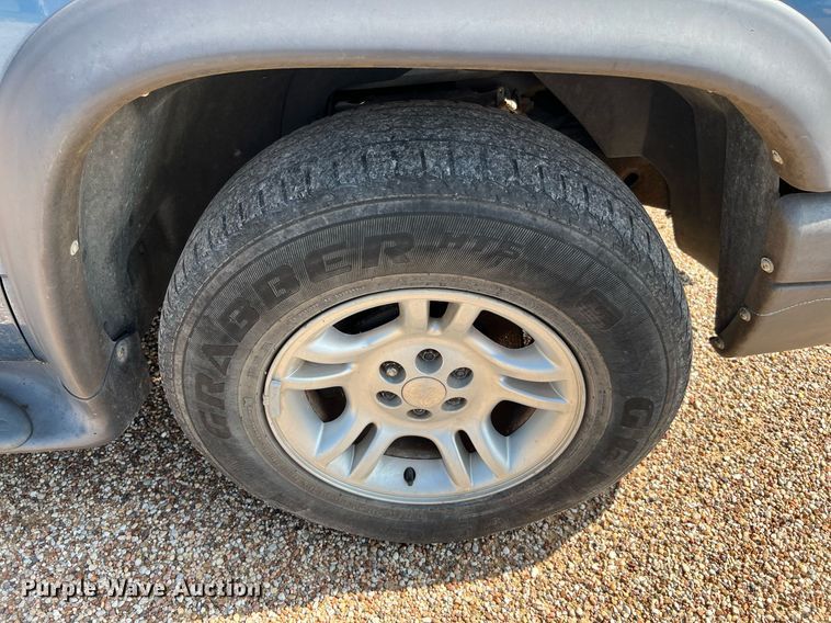 image for item MF9949 2003 Dodge Durango  SUV