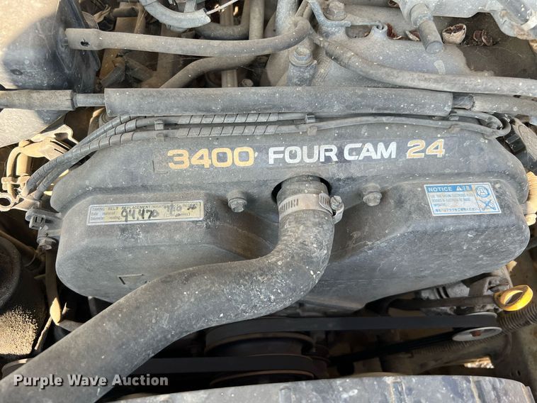 image for item MF9950 2001 Toyota Tundra SR5  Access Cab pickup truck