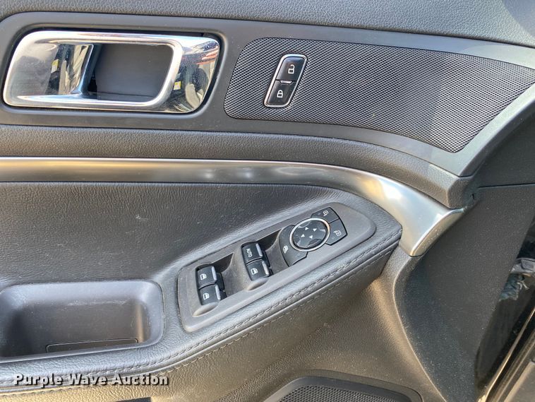 image for item MG9805 2015 Ford Explorer Police Interceptor  SUV