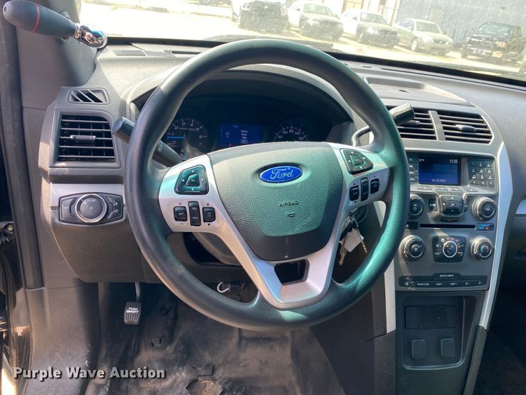 image for item MG9805 2015 Ford Explorer Police Interceptor  SUV