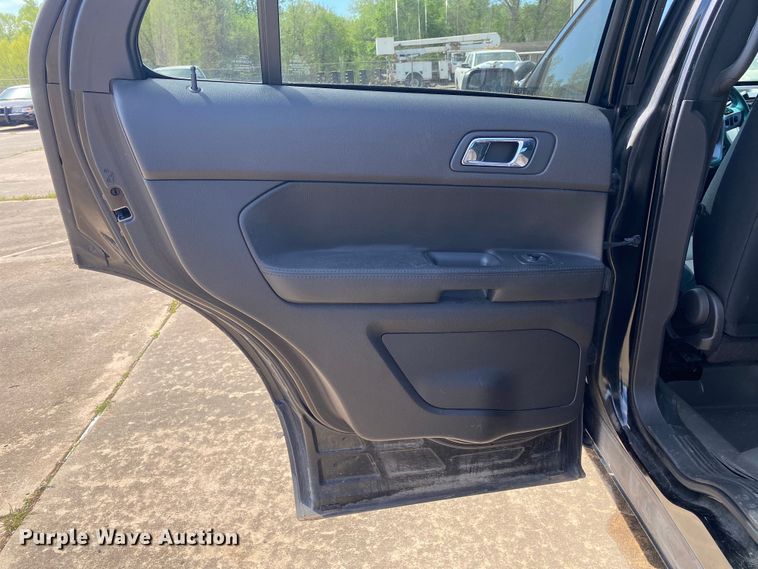 image for item MG9805 2015 Ford Explorer Police Interceptor  SUV