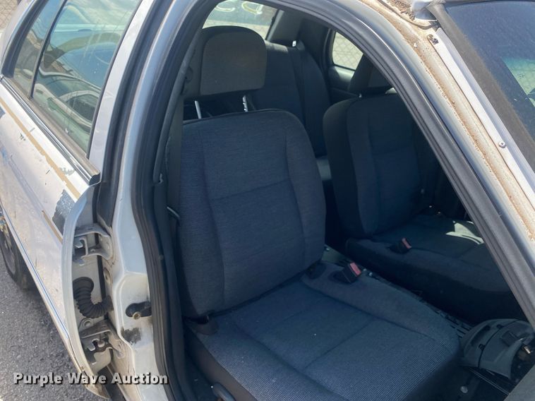 image for item MG9898 2005 Ford Crown Victoria Police Interceptor