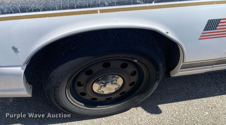 image for item MG9899 2006 Ford Crown Victoria Police Interceptor