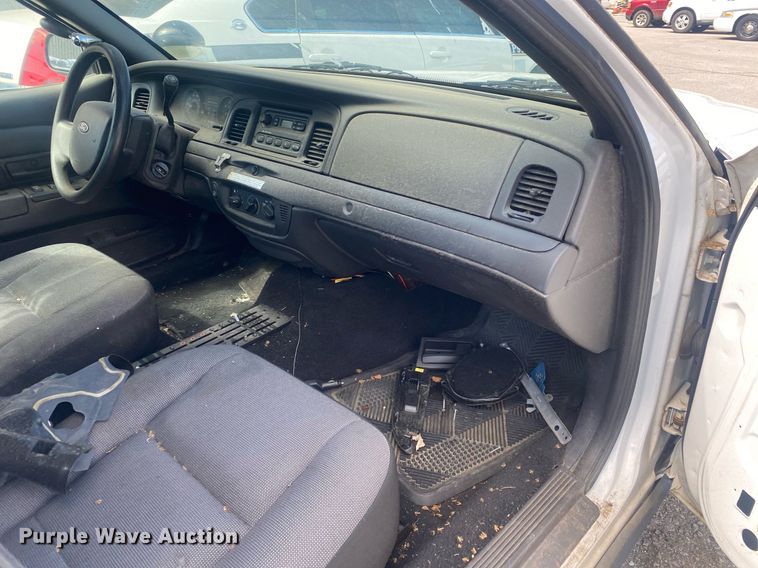 image for item MG9902 2008 Ford Crown Victoria Police Interceptor