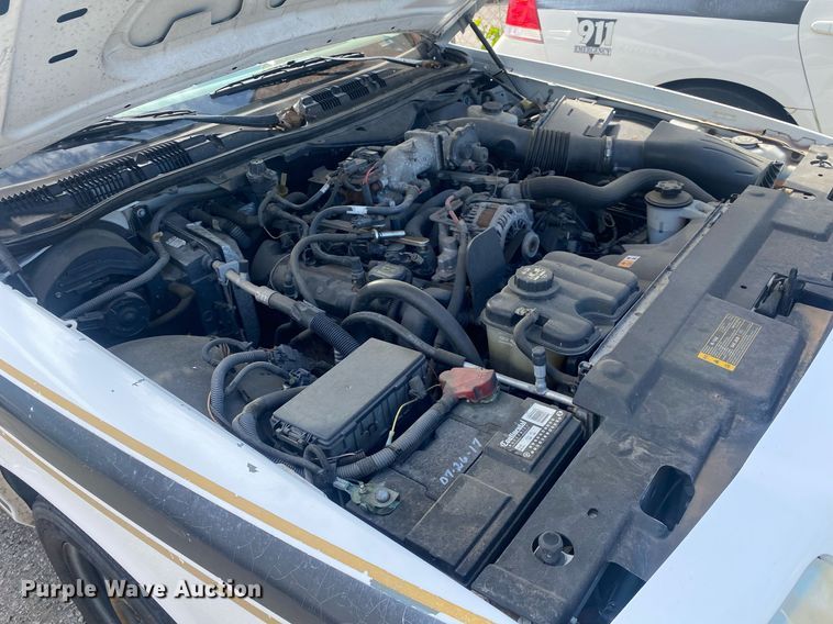 image for item MG9902 2008 Ford Crown Victoria Police Interceptor