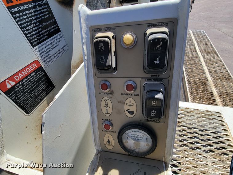 image for item ML9308 2008 International WorkStar 7400  digger derrick truck