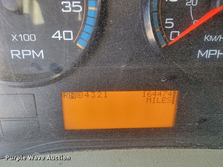 image for item ML9308 2008 International WorkStar 7400  digger derrick truck