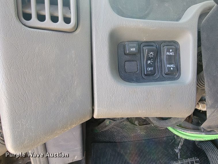 image for item ML9308 2008 International WorkStar 7400  digger derrick truck