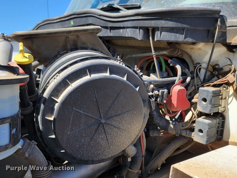 image for item ML9308 2008 International WorkStar 7400  digger derrick truck