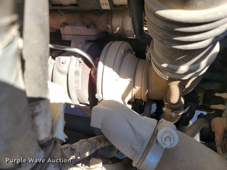 image for item ML9308 2008 International WorkStar 7400  digger derrick truck