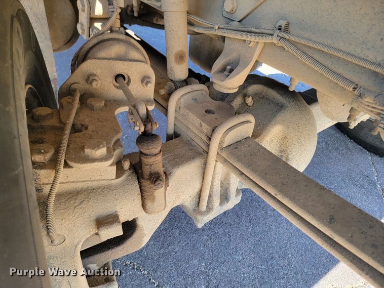 image for item ML9308 2008 International WorkStar 7400  digger derrick truck