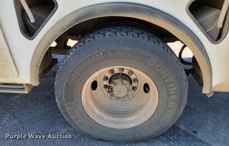 image for item ML9308 2008 International WorkStar 7400  digger derrick truck