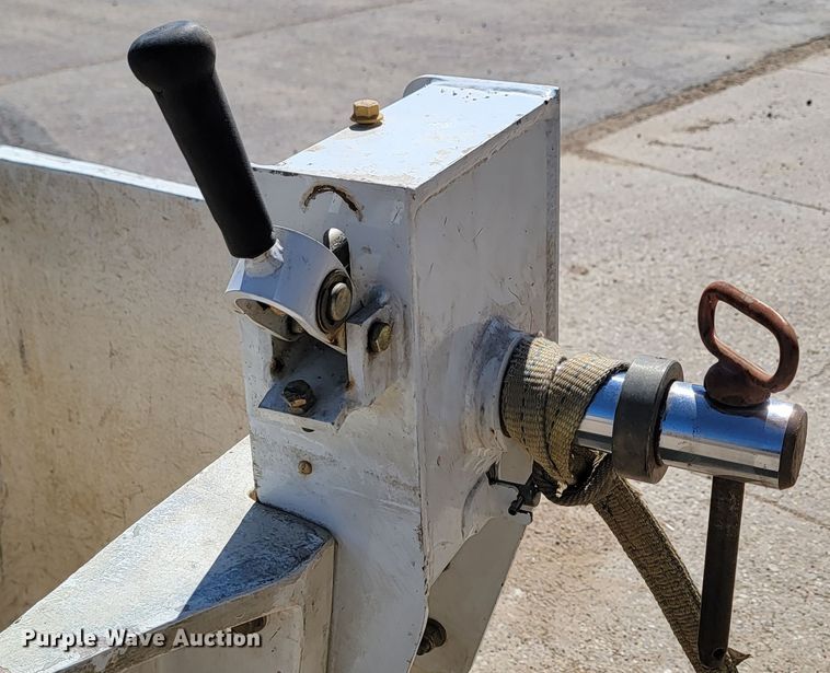 image for item ML9308 2008 International WorkStar 7400  digger derrick truck