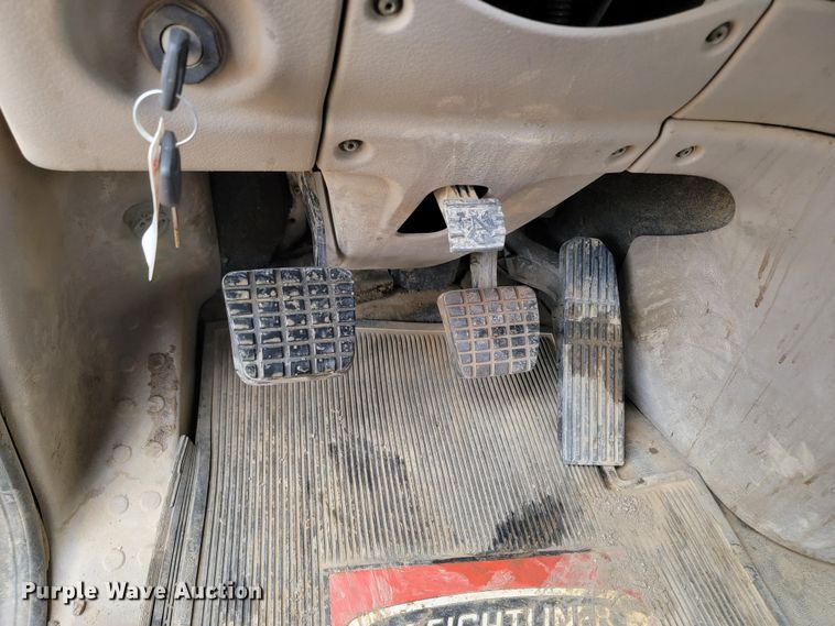 image for item ML9339 2009 Freightliner Cascadia 125  semi truck