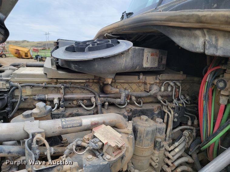 image for item ML9339 2009 Freightliner Cascadia 125  semi truck