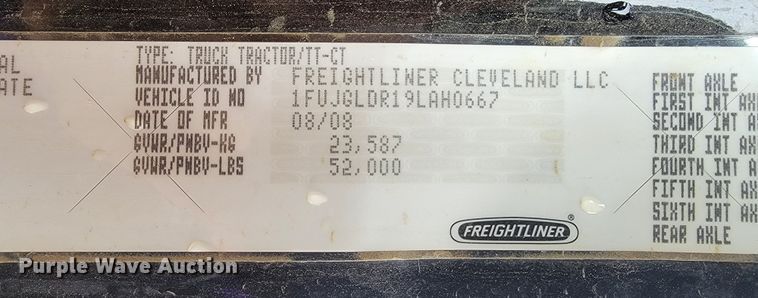 image for item ML9339 2009 Freightliner Cascadia 125  semi truck