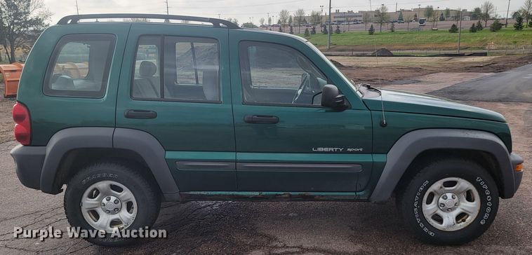 image for item ML9345 2003 Jeep Liberty Sport  SUV