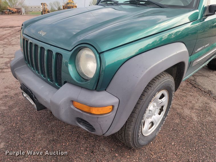 image for item ML9345 2003 Jeep Liberty Sport  SUV