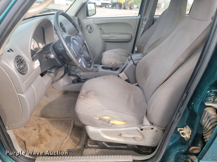 image for item ML9345 2003 Jeep Liberty Sport  SUV